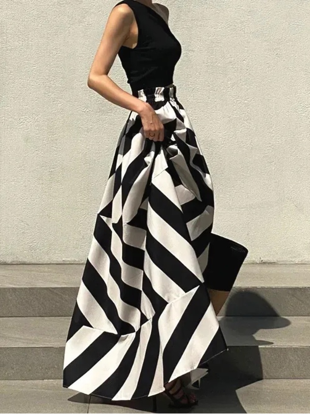 Commense Black and White Bold Striped Maxi Skirt